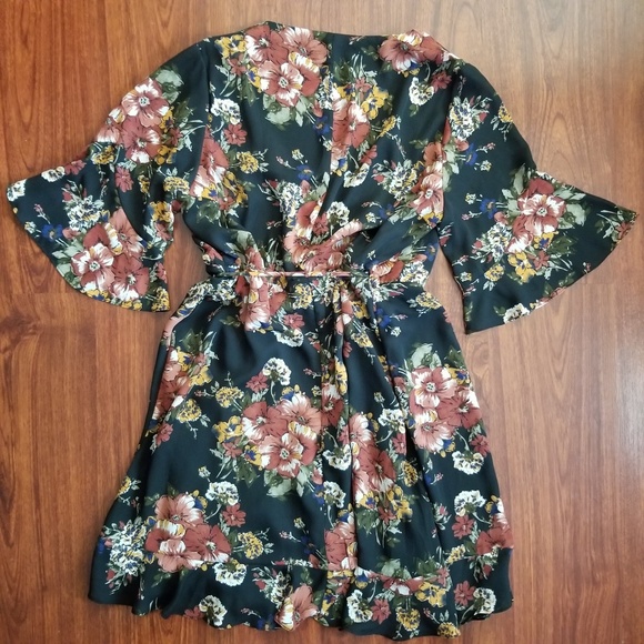 Floral Wrap Dress Flowy Flower Outfit - Picture 3 of 6